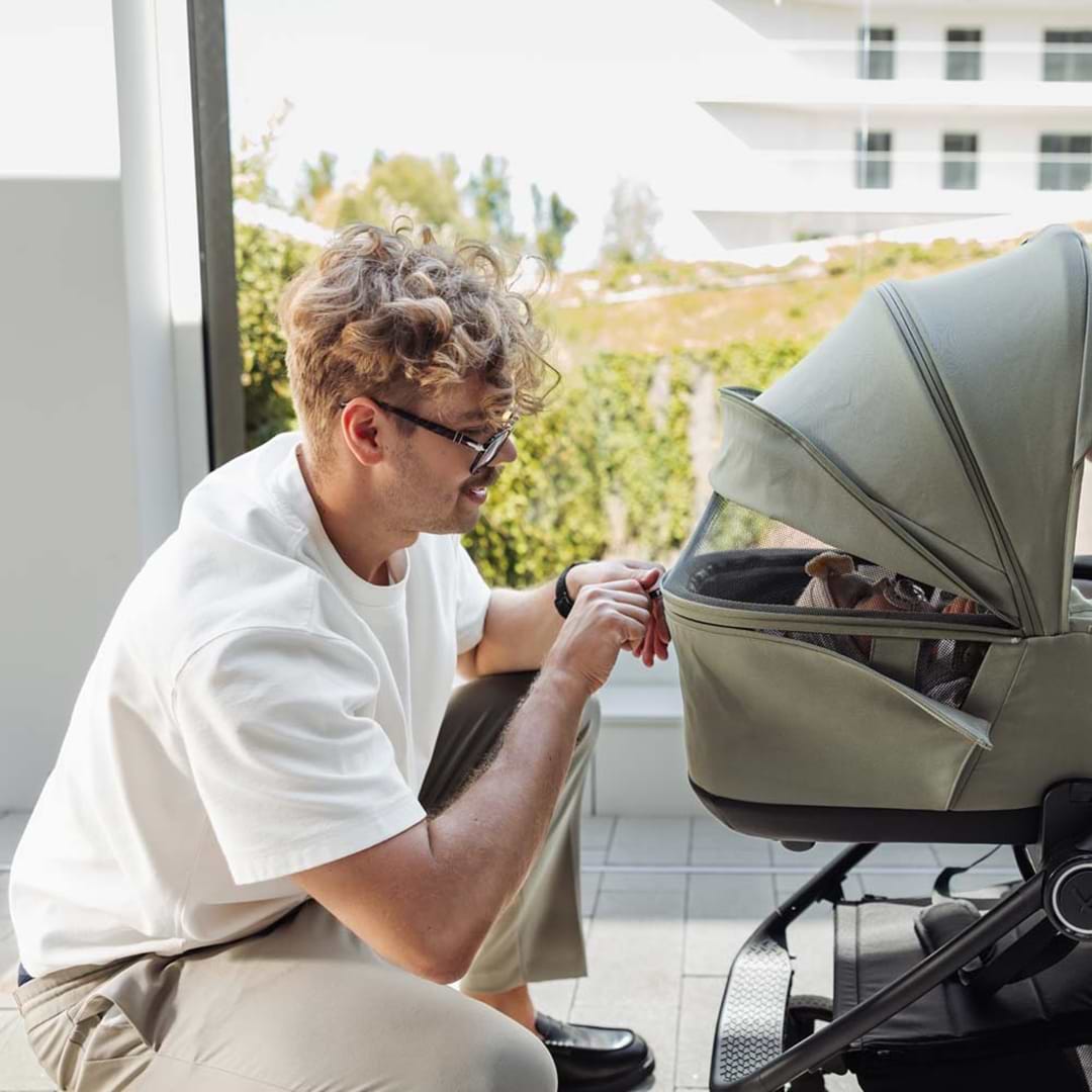 Фото - Коляска универсальная 2 в 1 Muuvo One Olive (MONE-W-2W1-OLIVE)