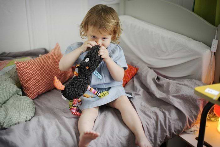 Фото - М'яка іграшка Ebulobo Вовк 27 см (E10009)