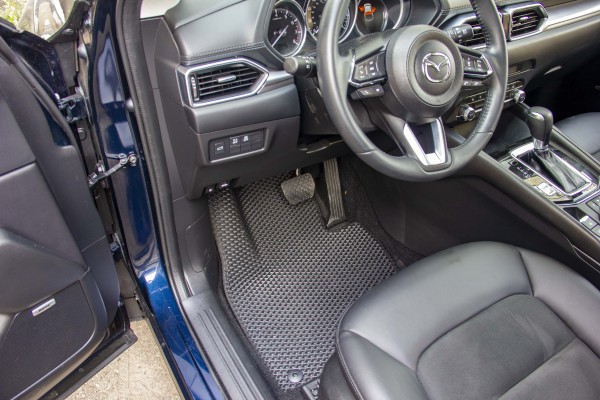 Фото - Килимки з екошкіри в салон авто передні EVAtech для CX-5 (KF) Mazda 2016-2021 2 поколение SUV EU MZ3150AD2VL4BBB