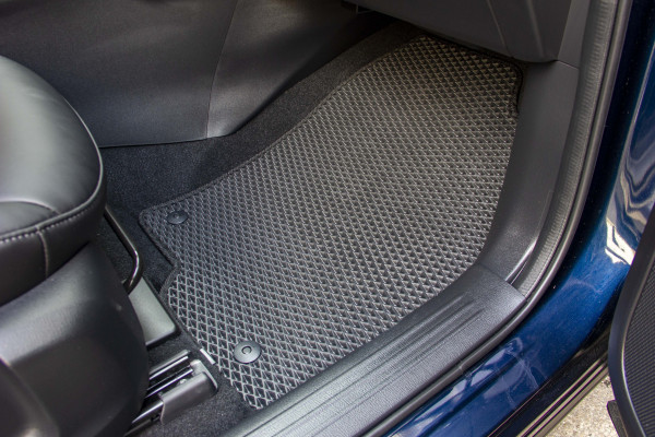 Фото - Килимки з екошкіри в салон авто передні EVAtech для CX-5 (KF) Mazda 2016-2021 2 поколение SUV EU MZ3150AD2VL4BBB