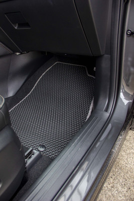 Фото - Килимки з екошкіри в салон авто передні EVAtech для CX-5 (KF) Mazda 2016-2021 2 поколение SUV EU MZ3150AD2VL4BBB