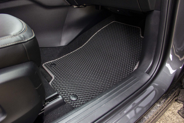 Фото - Килимки з екошкіри в салон авто передні EVAtech для CX-5 (KF) Mazda 2016-2021 2 поколение SUV EU MZ3150AD2VL4BBB