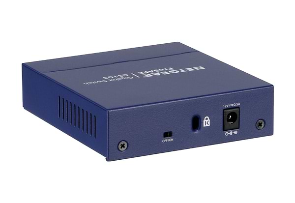Фото - Коммутатор локальной сети (Switch) Netgear GS105GE