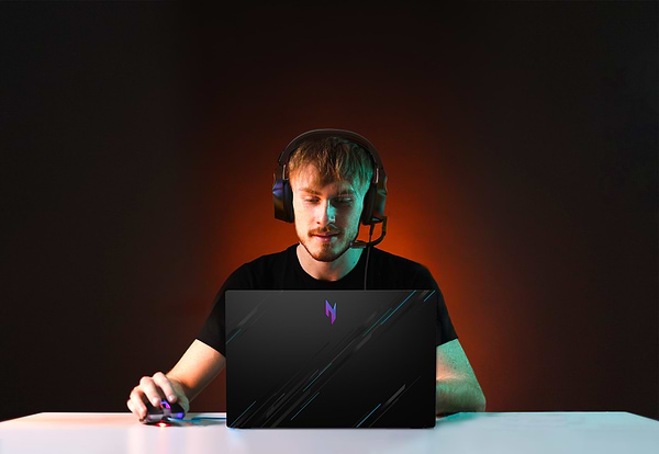 Фото - Ноутбук ігровий Acer Nitro V 15 ANV15-51 (NH.QNCEU.003) Black