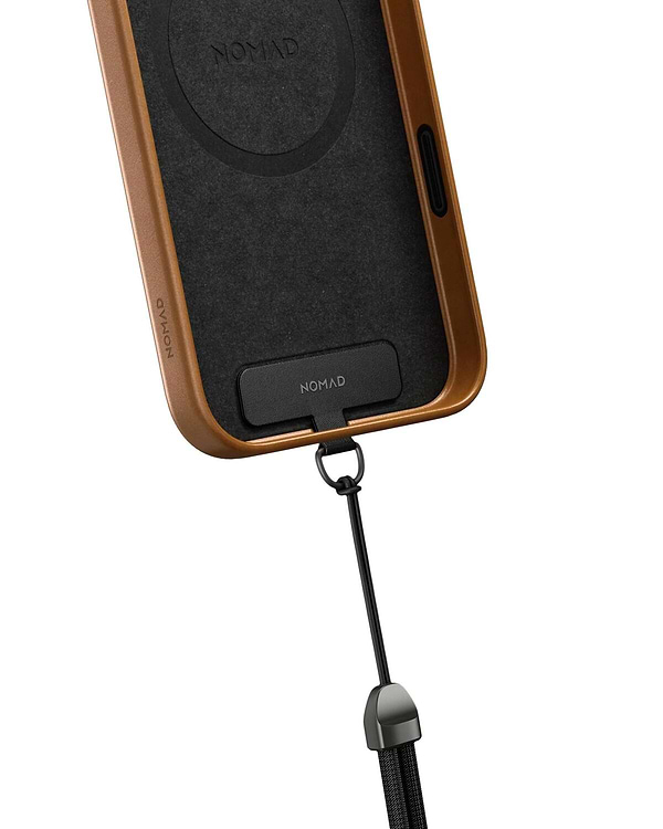 Фото - Чехол для смартфона Nomad Traditional Leather Case English Tan for iPhone 17 Pro (NM011932858)