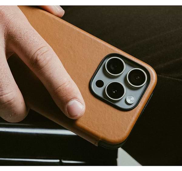 Фото - Чохол для смартфону Nomad Modern Leather Folio English Tan for iPhone 16 Pro Max (NM01673385)