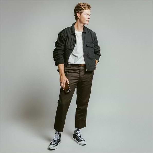 Фото - Чохол для смартфону Nomad Modern Leather Brown for iPhone 16 Pro (NM01696285)