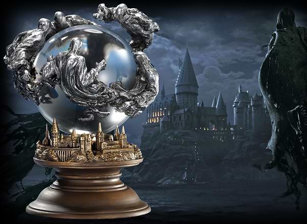 Фото - Колекційна фігурка Noble Collection Harry Potter Dementor's Crystal Ball (NN7062)