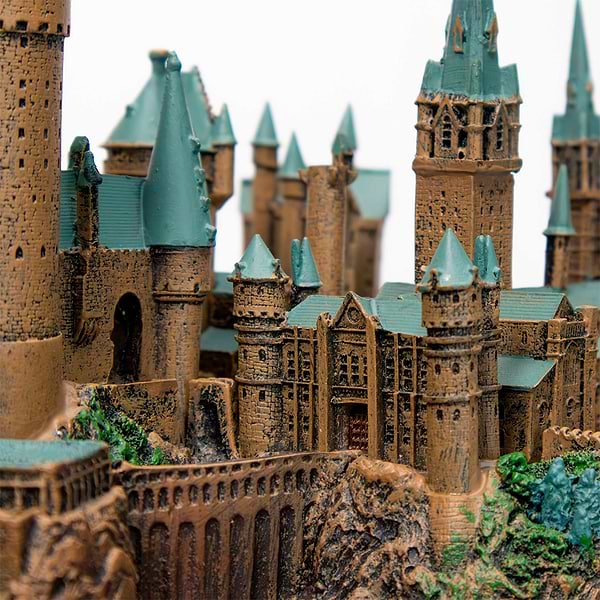 Фото - Коллекционная фигурка Noble Collection HARRY POTTER Hogwarts School Sculpture (NN7074)