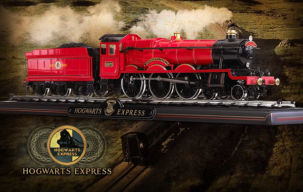 Фото - Колекційна фігурка Noble Collection Harry Potter Hogwarts Express Die Cast Train Model and Base (NN7982)