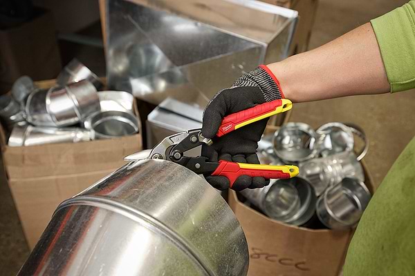 Фото - Ножницы по металлу Milwaukee прямой рез (4932499010)