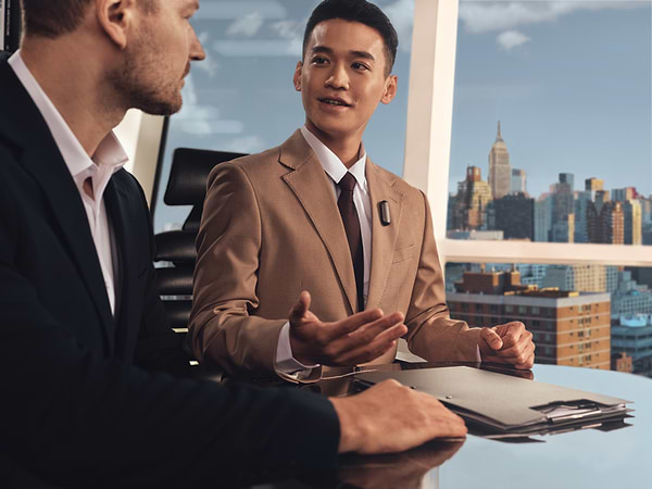 Фото - Диктофон Plaud.AI Note Pin Gray (PN0200-GR)