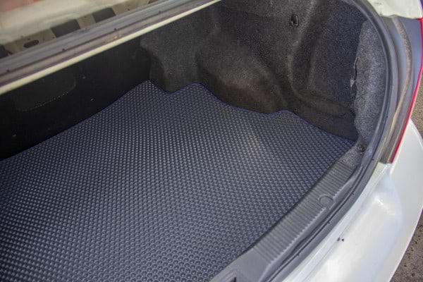 Фото - Коврик из экокожи в багажник авто EVAtech ECO для Almera Classic (B10) Nissan 2006-2013 1 поколение Sedan EU NS3184B1BBB