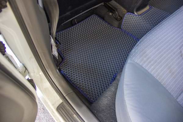 Фото - EVA коврики в салон авто EVAtech для Almera Classic (B10) Nissan 2006-2013 1 поколение Sedan EU NS3184CV5RBB