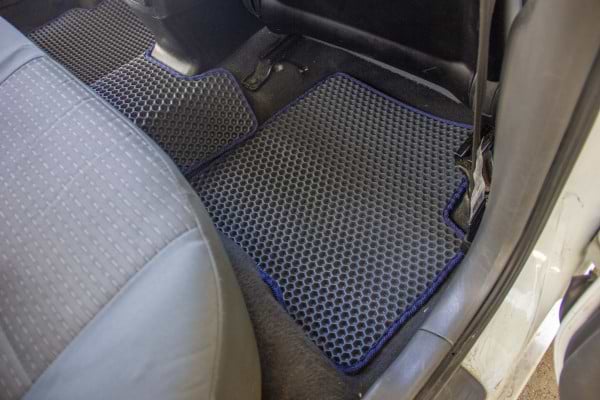 Фото - EVA коврики в салон авто EVAtech для Almera Classic (B10) Nissan 2006-2013 1 поколение Sedan EU NS3184CV5RBB