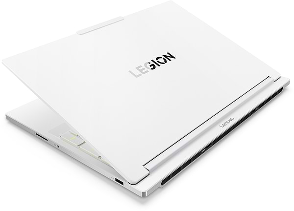 Фото - Ноутбук игровой Lenovo Legion 7 16IAX10 (83KY002HRA) Glacier White