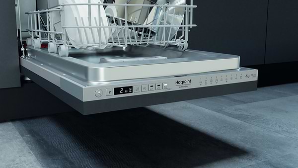 Фото - Посудомоечная машина встраиваемая Hotpoint-Ariston HSIO 3O35 WFE