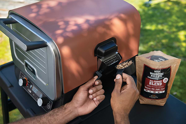 Фото - Піч електрична Ninja Woodfire OO101EU