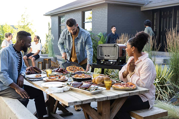 Фото - Піч електрична Ninja Woodfire OO101EU