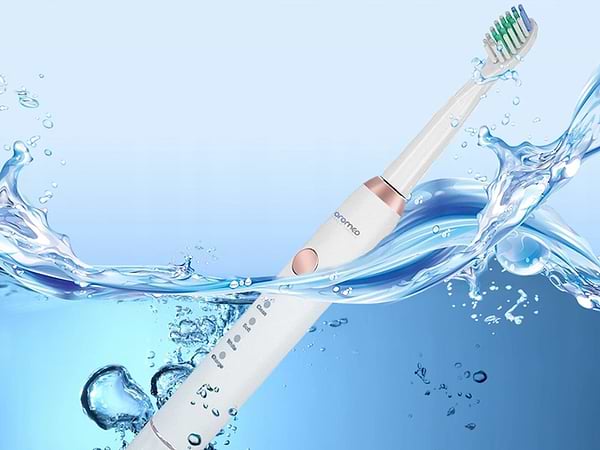 Фото - Зубная щетка электрическая Oromed ORO-SONIC BASIC (White)