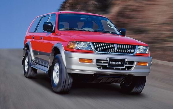 Фото - EVA коврик в багажник авто EVAtech для Montero Sport Mitsubishi 1997-2008 1 поколение SUV USA (MT13893B1RBB)