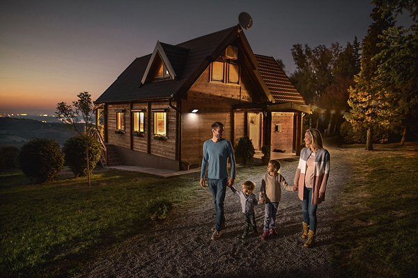 Фото - Светодиодный прожектор Osram LEDVANCE 20Вт 1800Лм 4000K Black (4099854430077)