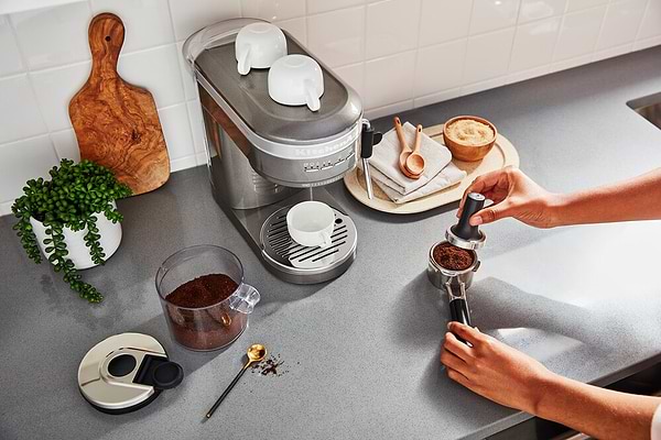 Фото - Кавоварка ріжкова KitchenAid Artisan (5KES6503EMS)