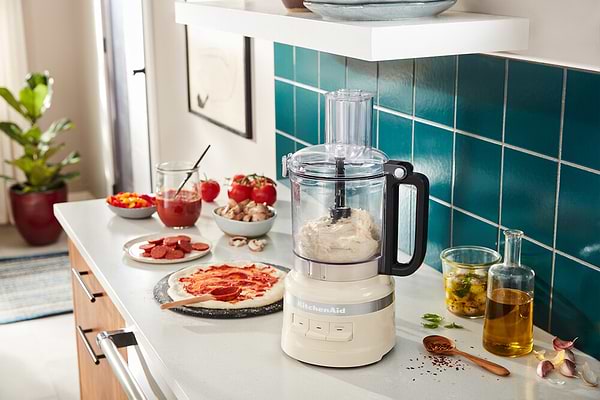 Фото - Кухонний комбайн KitchenAid 5KFP0921EAC