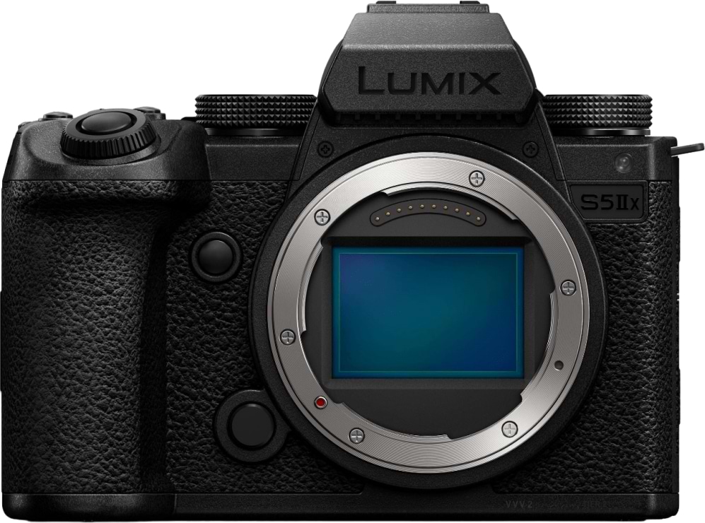 Фотокамера беззеркальная Panasonic Lumix DC-S5 II X Body (DC-S5M2XEE)