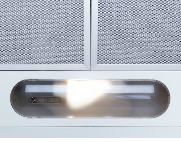 Фото - Вытяжка традиционная Perfelli PL 6442 W LED