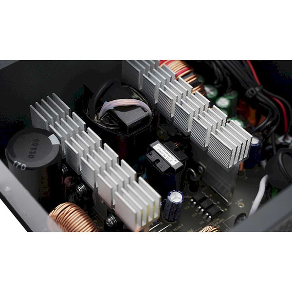 Фото - Блок питания для ПК Deepcool PF650 (R-PF650D-HA0B-EU) 650W