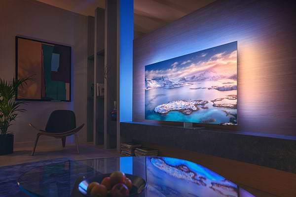 Фото - Уцінка - Телевізор Philips 65OLED818/12