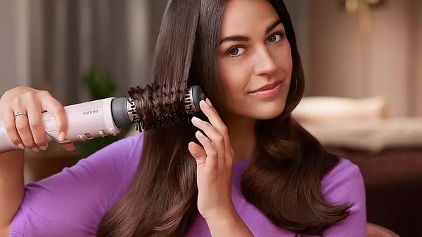 Фото - Фен-щетка Philips BHA735/00