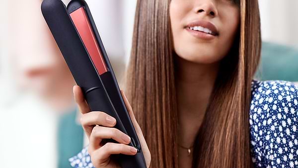 Фото - Выпрямитель волос Philips BHS376/00
