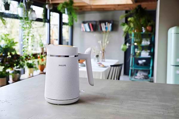 Фото - Электрический чайник Philips HD9365/10