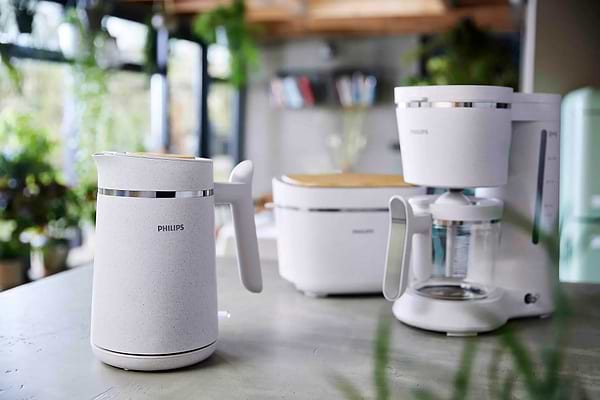 Фото - Электрический чайник Philips HD9365/10