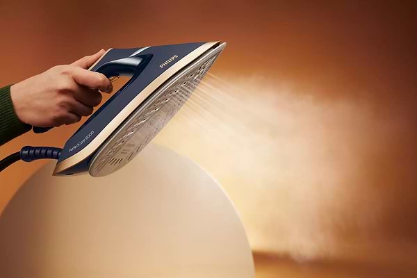 Фото - Утюг с парогенератором Philips PSG6066/20