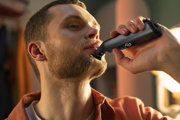 Фото - Триммер для усов и бороды Philips QP6651/61