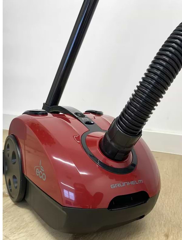 Фото - Пилосос для сухого прибирання з мішком Grunhelm GVC-100BR