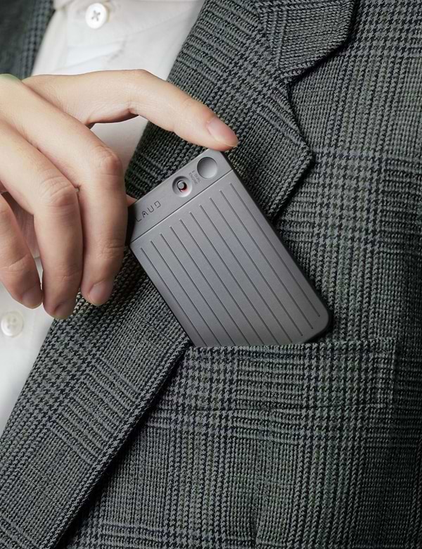 Фото - Диктофон Plaud.AI Note Black (NB-100-BL)