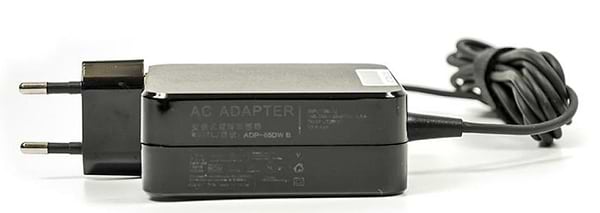 Фото - Зарядное устройство для ноутбука PowerPlant Acer 220V 19V 65W 3.42A (WM-AC65F3011)