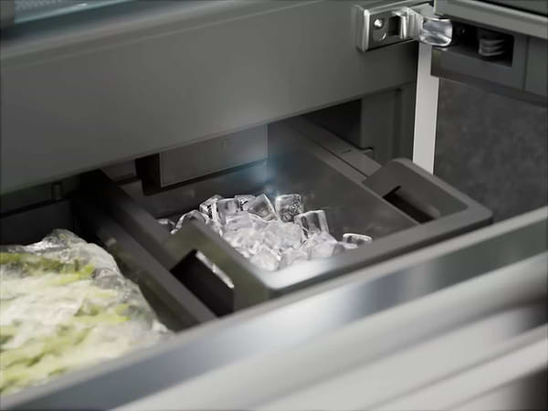 Фото - Холодильник вбудований Liebherr ECBNe 8872