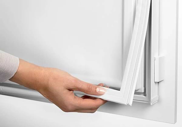 Фото - Холодильник встраиваемый Liebherr URd 3601