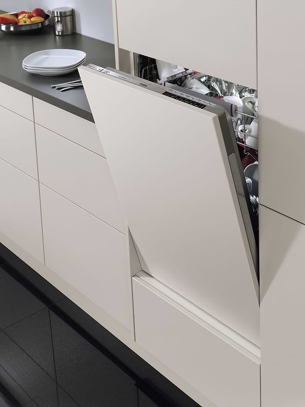 Фото - Посудомийна машина вбудована AEG FSB72907P