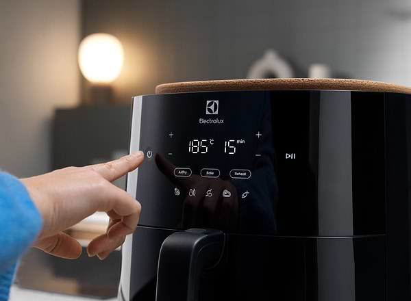 Фото - Мультипечь Electrolux EAF7B