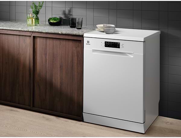 Фото - Посудомийна машина окремостояча Electrolux SEM94830SW
