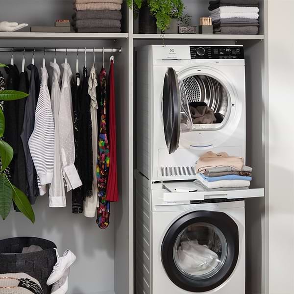 Фото - Стиральная машина Electrolux EW8F2R29S