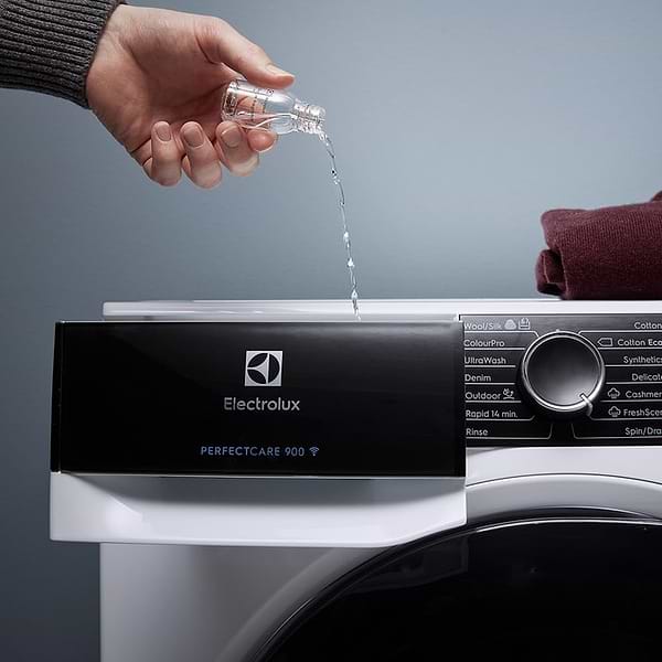 Фото - Стирально-сушильная машина Electrolux EW7WR361S