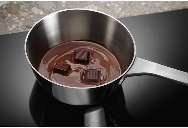 Фото - Варочная панель электрическая Electrolux EIV85453