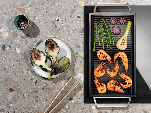 Фото - Варочная панель электрическая Electrolux LIV63431BW